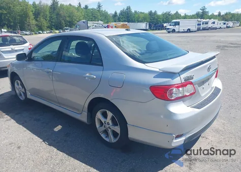 2012 Toyota Corolla S z USA, uszkodzony, nr VIN 2T1BU4EE1CC802799